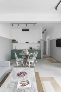 Play Athens - 32
