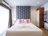 Deluxe Double room with city view
