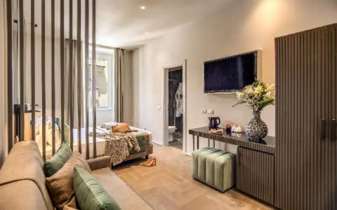 77 Seventy-Seven - Maison D'Art Collection - 91