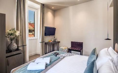 77 Seventy-Seven - Maison D'Art Collection - 67