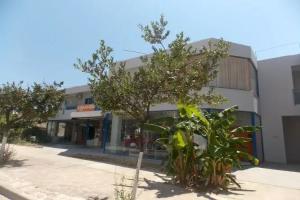 Hotel Oxhaku, Sarande