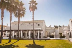 Olive Grove Beachfront Holiday Club & Seaview Suites, Kavos
