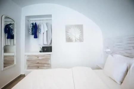 The Museum Project Oia - 190