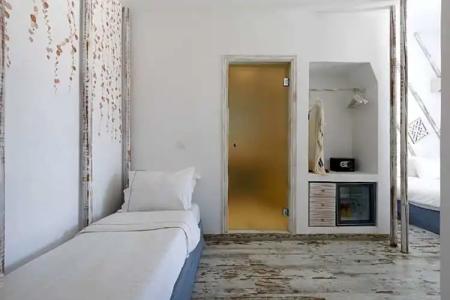 The Museum Project Oia - 43