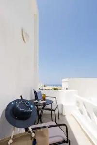 The Museum Project Oia - 102