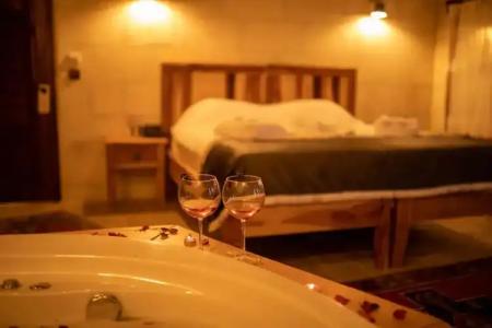 Pome Granate Cave - 19