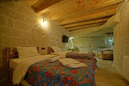 Zeus Cave Suites - 4