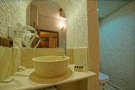 Zeus Cave Suites - 82