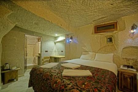 Zeus Cave Suites - 2