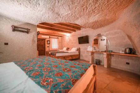 Zeus Cave Suites - 115