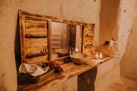 Zeus Cave Suites - 60