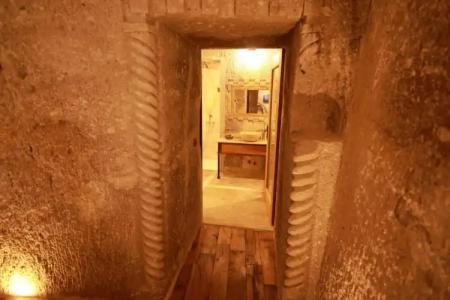 Sarnich Cave Suites - 131