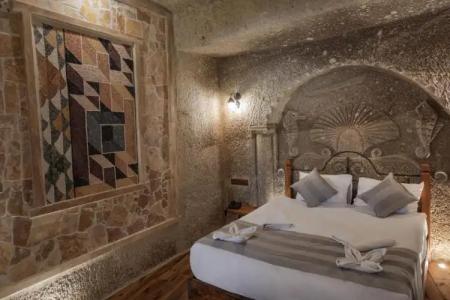 Sarnich Cave Suites - 65