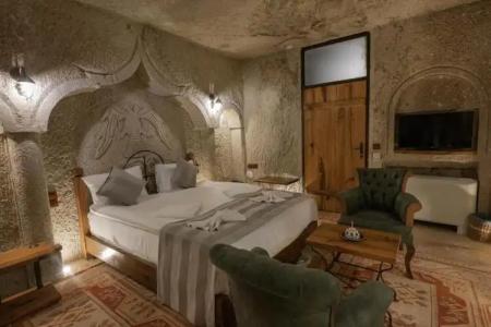 Sarnich Cave Suites - 79