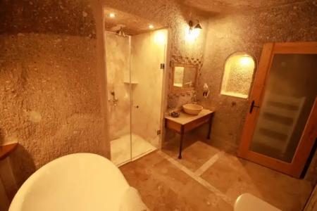 Sarnich Cave Suites - 133