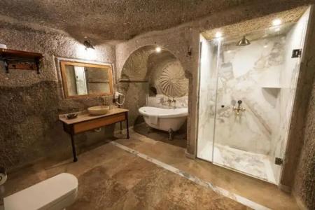 Sarnich Cave Suites - 111