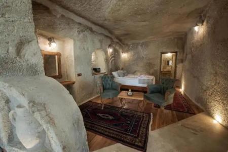 Sarnich Cave Suites - 106