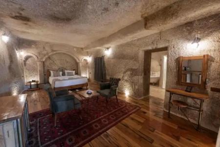 Sarnich Cave Suites - 115