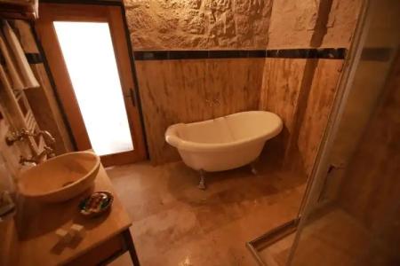 Sarnich Cave Suites - 61