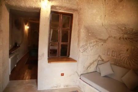Sarnich Cave Suites - 120