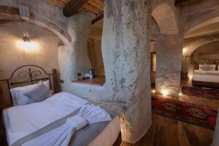 Sarnich Cave Suites - 66
