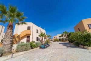 Elimi Favignana Apartments - Residence in citta, Favignana