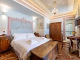 Suite with balcony