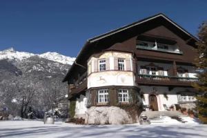Gästehaus Hohe Tannen Guest house, Garmisch-Partenkirchen