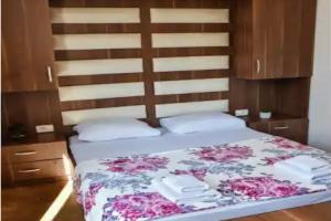 Riva Hotel, Ulcinj