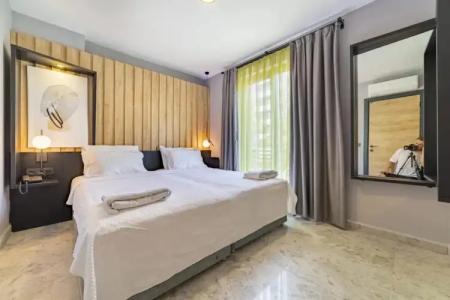 Aria Riva Apart - 100