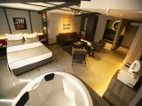 Jacuzzi Double Suite