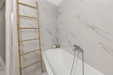 Athens Warehouse Boutique & Suites - 25