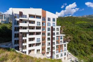 Sunny Side Wellness Resort & Spa, Budva