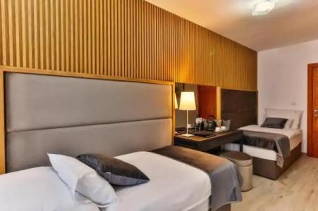 Villa Dvor Kornic - 5