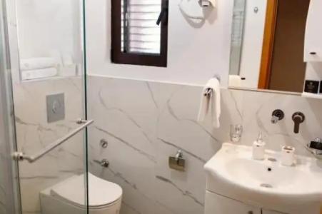 Villa Dvor Kornic - 8