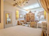 Suite with garden view