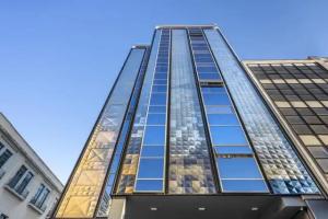 The Pinnacle, Athens