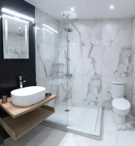 Plaka Arch Suites - 22