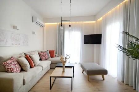 Odyssey Residence - 325