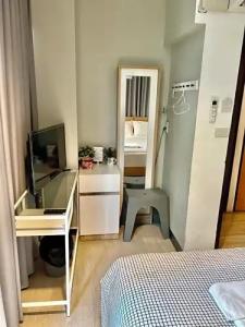 White House Hostel - 43