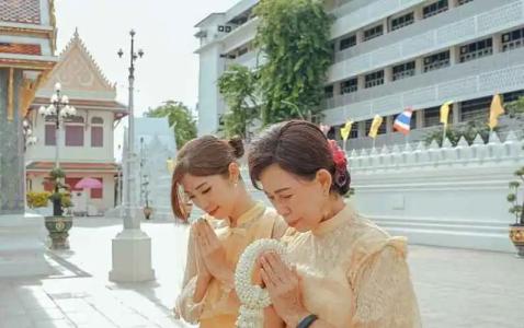 YAKTHAI POSHTEL - 22