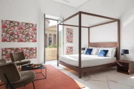 Palazzo Sovrana Serviced Luxury Apartments - 44