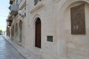 Edward Rooms & Wellness B&B, Trani