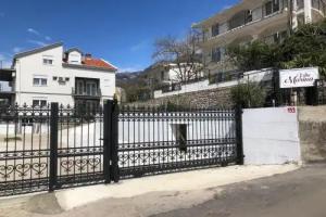 Villa Marina, Sutomore