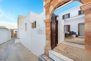Great Lindos Villa Villa Mika Sleeps 8 Short walk to beach Lindos, Lindos