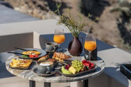 Nimbus Santorini - 11