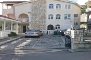 Guesthouse Vila Tamburic, Becici