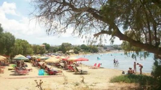 Eloque Simple living space - 1