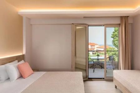 Makris Luxury Rooms - 21