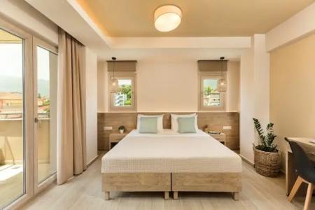 Makris Luxury Rooms - 6